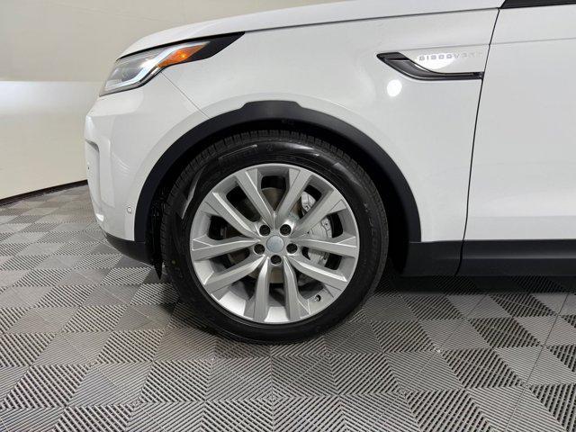 new 2026 Land Rover Discovery car, priced at $67,556