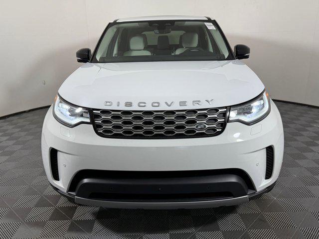 new 2026 Land Rover Discovery car, priced at $67,556