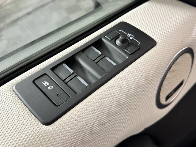 used 2025 Land Rover Discovery car, priced at $63,219