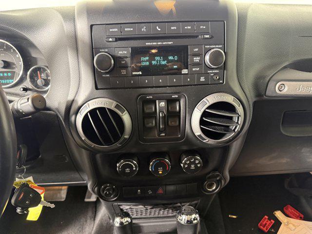 used 2015 Jeep Wrangler Unlimited car, priced at $16,998