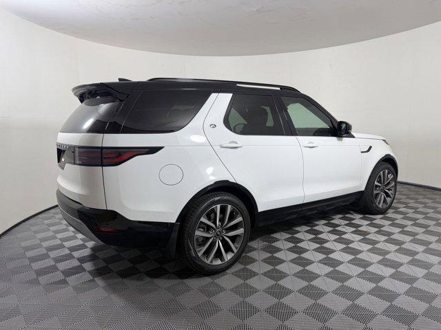 new 2026 Land Rover Discovery car, priced at $78,131