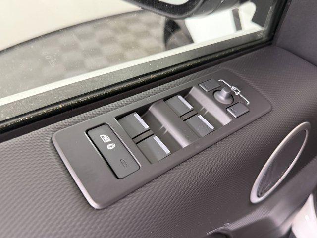 new 2026 Land Rover Discovery car, priced at $78,131