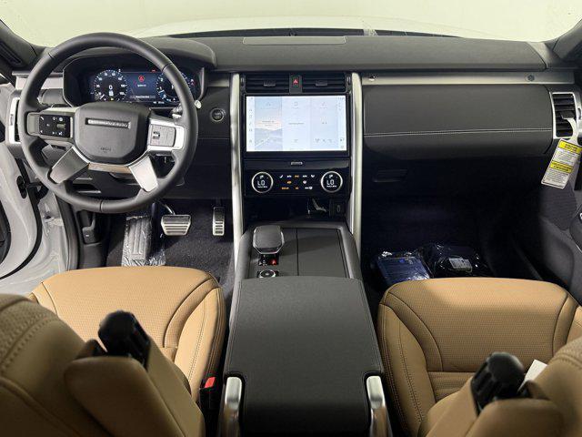 new 2026 Land Rover Discovery car, priced at $78,131