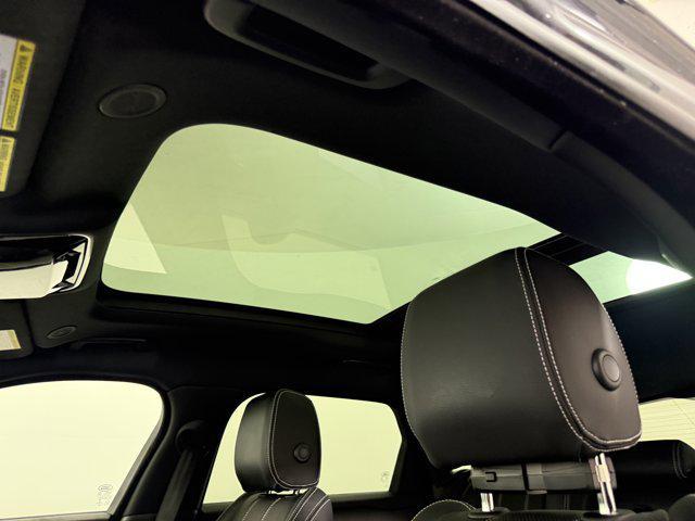 used 2022 Land Rover Range Rover Velar car, priced at $41,999