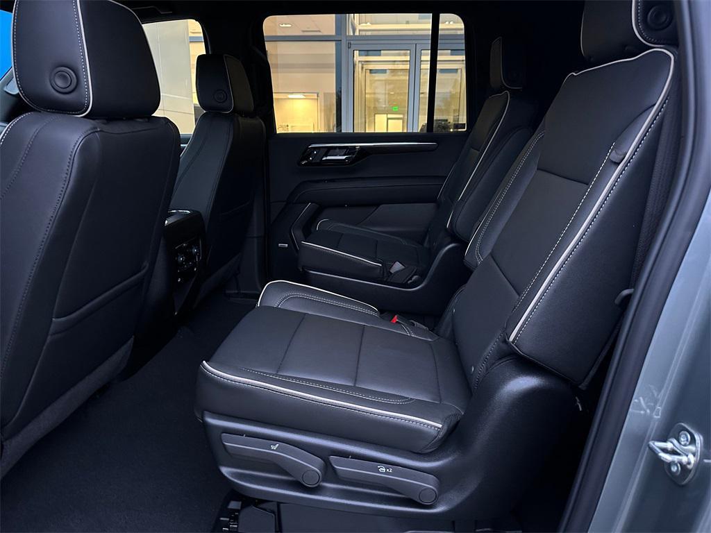 new 2026 Chevrolet Suburban car, priced at $77,895