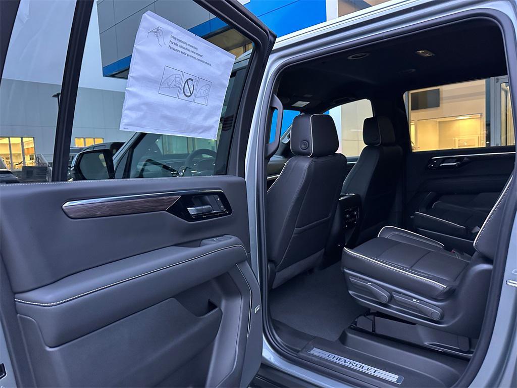 new 2026 Chevrolet Suburban car, priced at $77,895