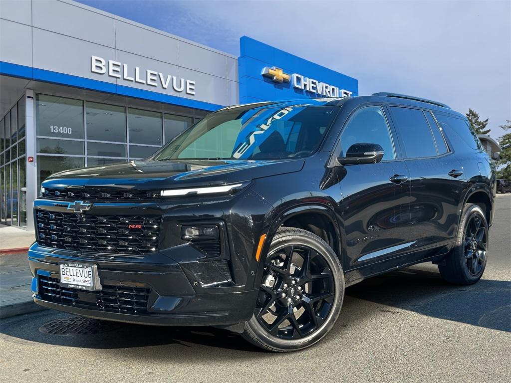 used 2025 Chevrolet Traverse car, priced at $55,500