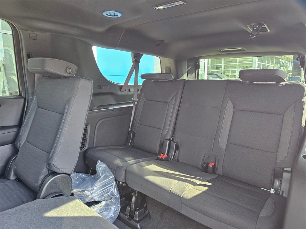 new 2025 Chevrolet Suburban car, priced at $65,495