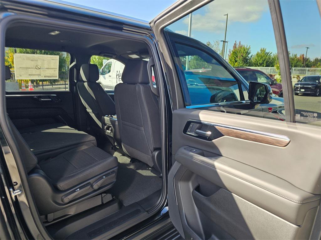 new 2025 Chevrolet Suburban car, priced at $65,495