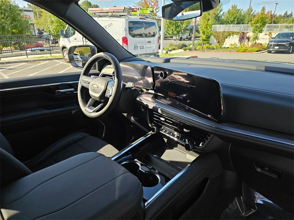 new 2025 Chevrolet Suburban car, priced at $65,495