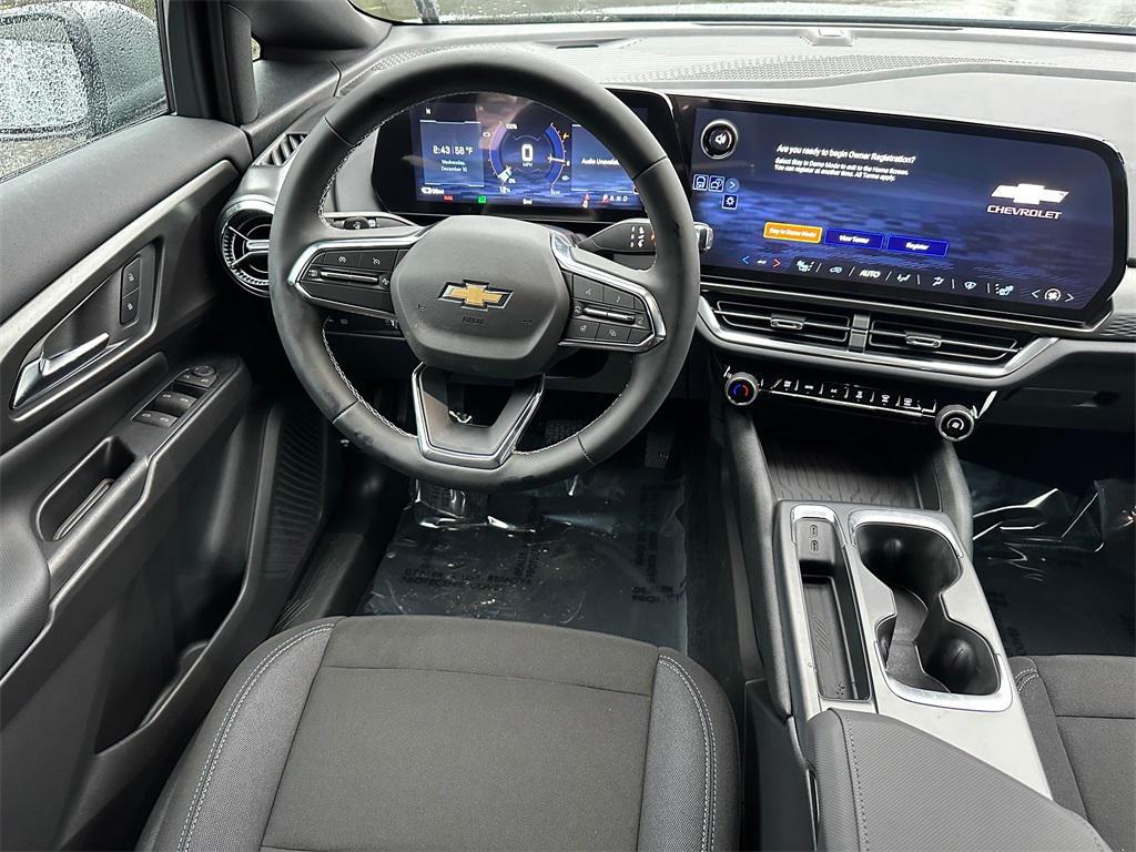 new 2026 Chevrolet Equinox EV car, priced at $33,795