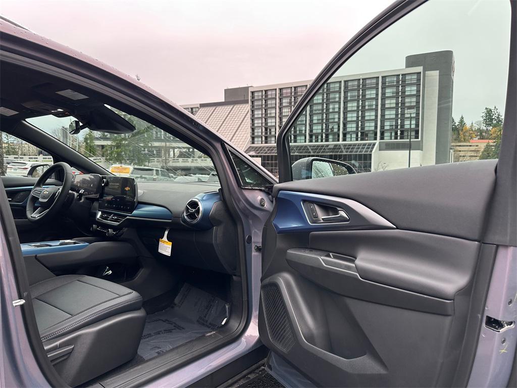 new 2026 Chevrolet Equinox EV car, priced at $37,095