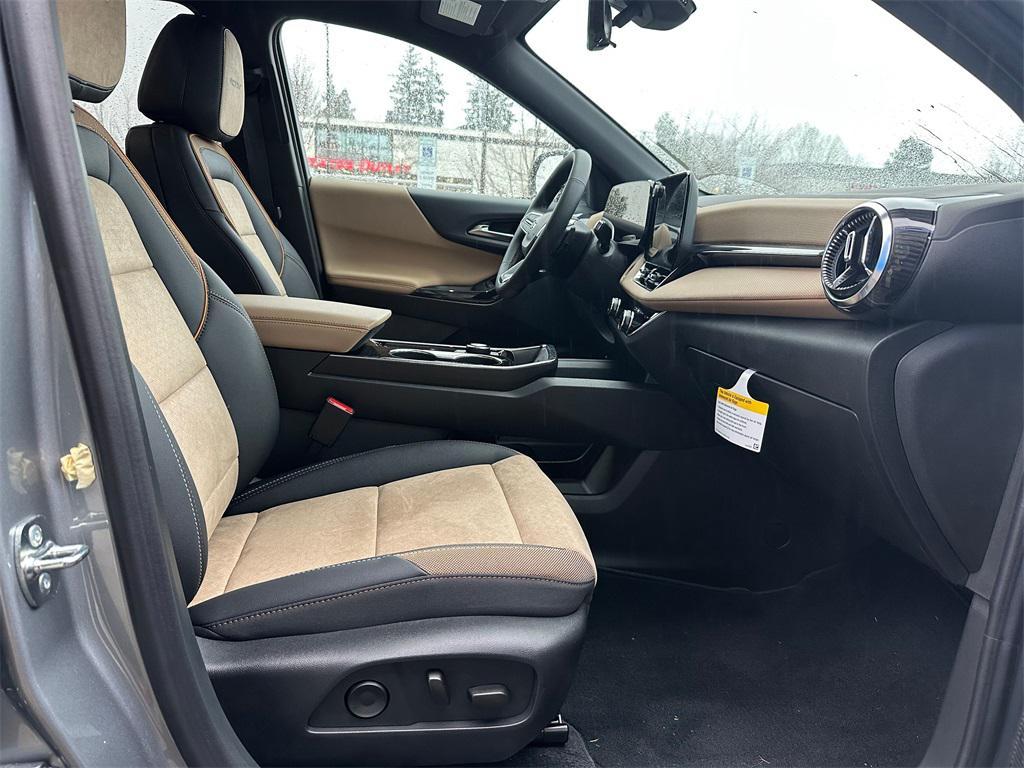 used 2026 Chevrolet Equinox car, priced at $32,999