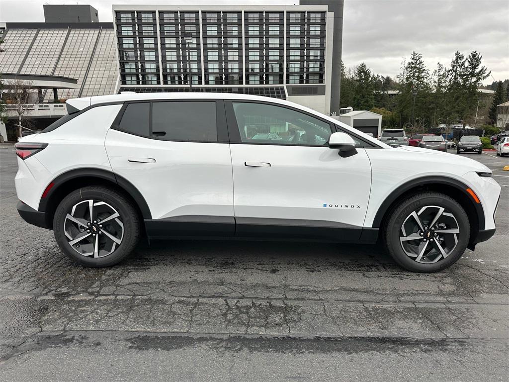 new 2026 Chevrolet Equinox EV car, priced at $32,245