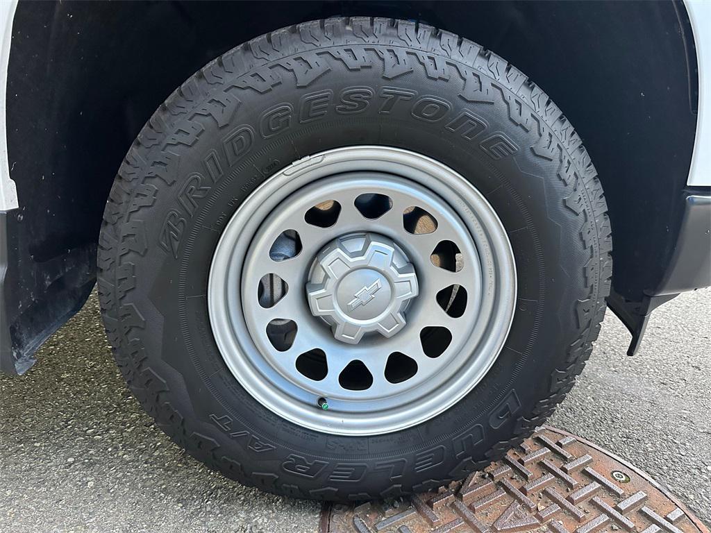 used 2025 Chevrolet Silverado 1500 car, priced at $43,926