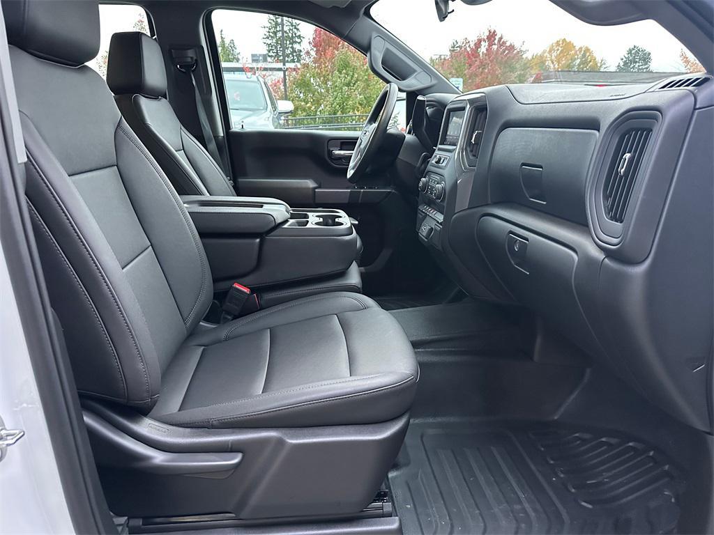 used 2025 Chevrolet Silverado 1500 car, priced at $43,926