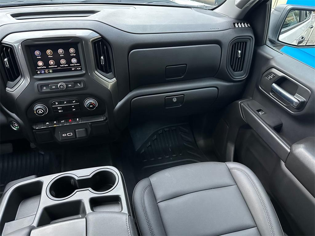 used 2025 Chevrolet Silverado 1500 car, priced at $43,926