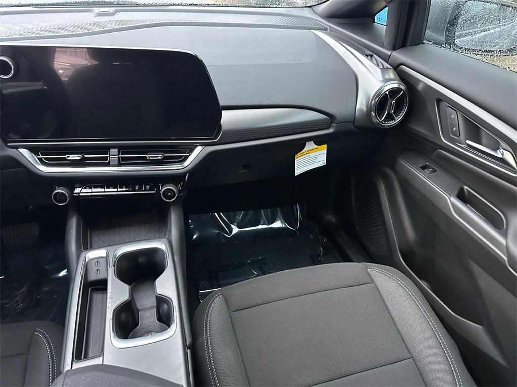 new 2026 Chevrolet Equinox EV car, priced at $32,245