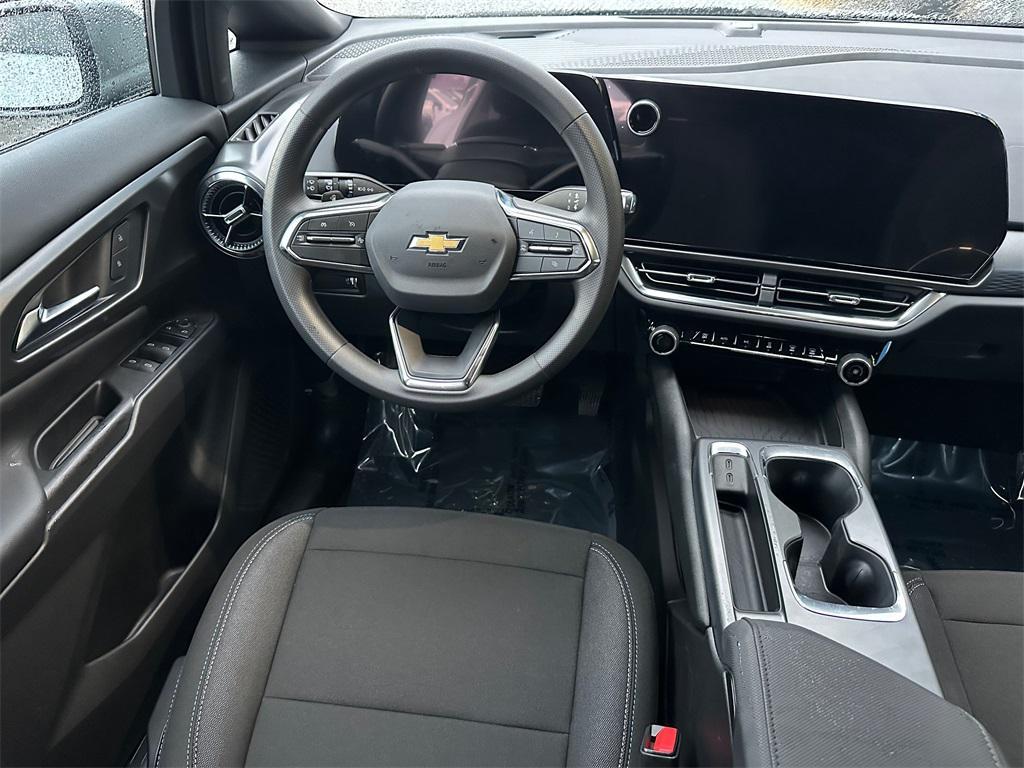 new 2026 Chevrolet Equinox EV car, priced at $32,245