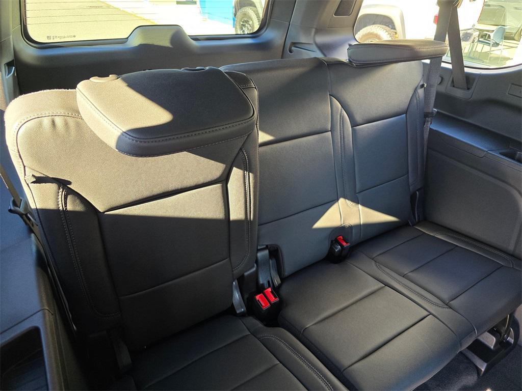 new 2026 Chevrolet Suburban car, priced at $75,080