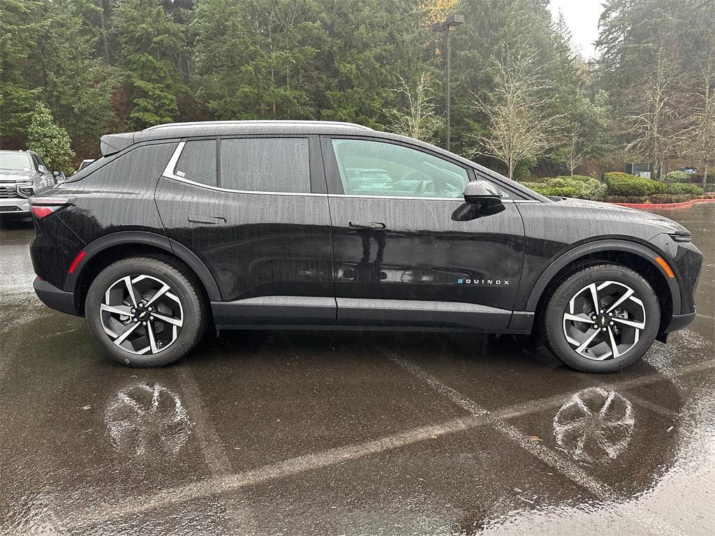 new 2026 Chevrolet Equinox EV car, priced at $40,095