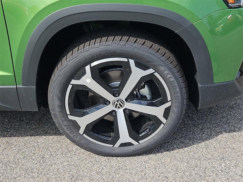 new 2025 Volkswagen Taos car, priced at $36,568