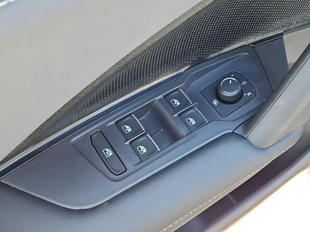 new 2026 Volkswagen Tiguan car, priced at $36,739