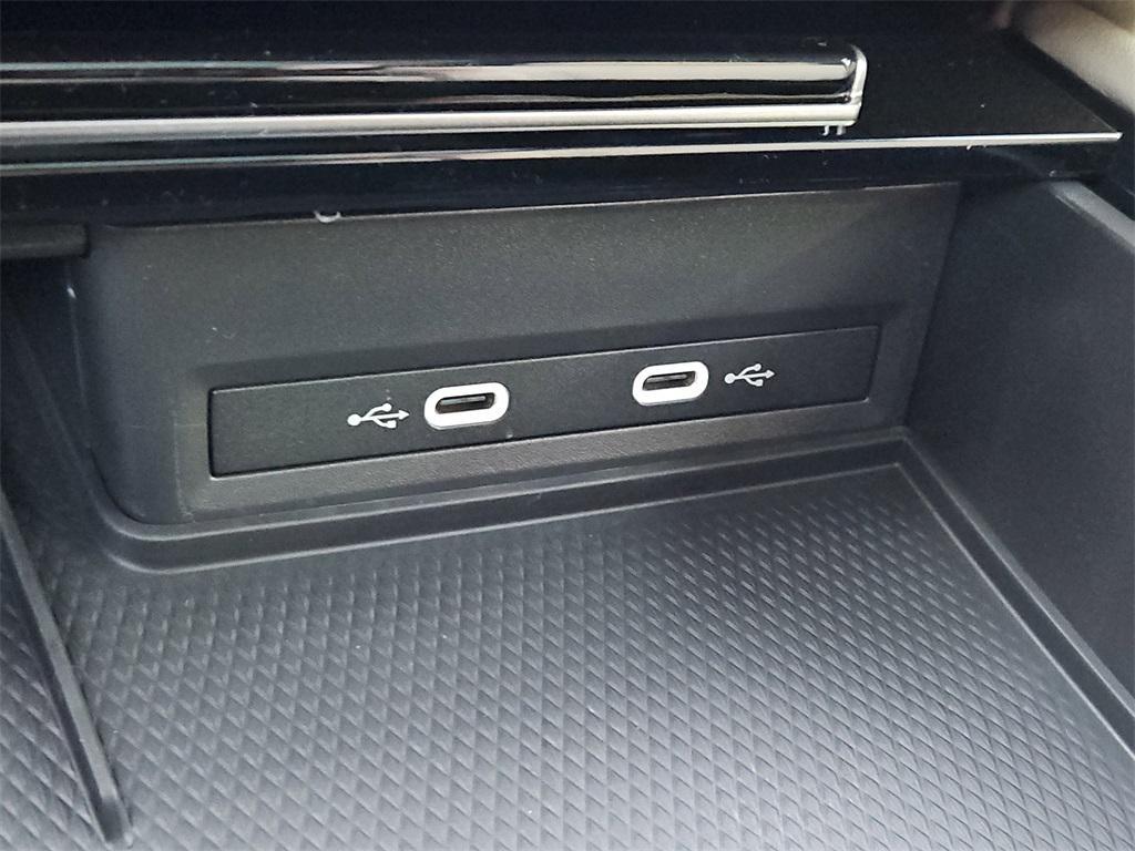 new 2026 Volkswagen Atlas car, priced at $55,266