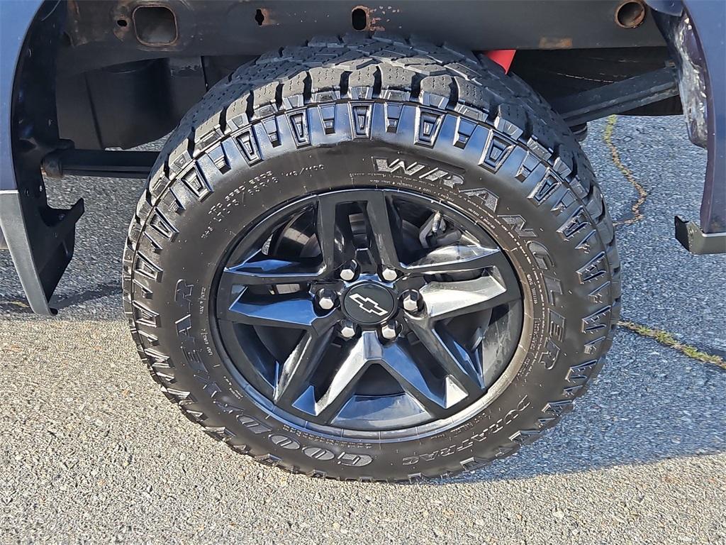 used 2022 Chevrolet Silverado 1500 Limited car, priced at $31,999