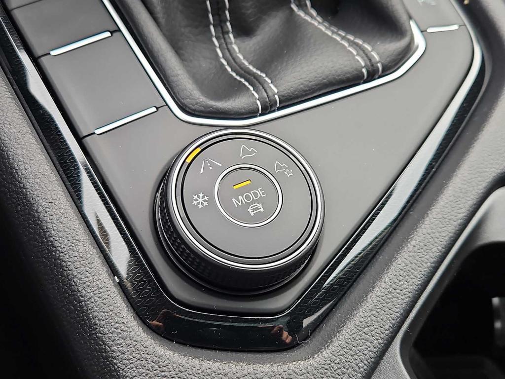 new 2025 Volkswagen Taos car, priced at $32,613