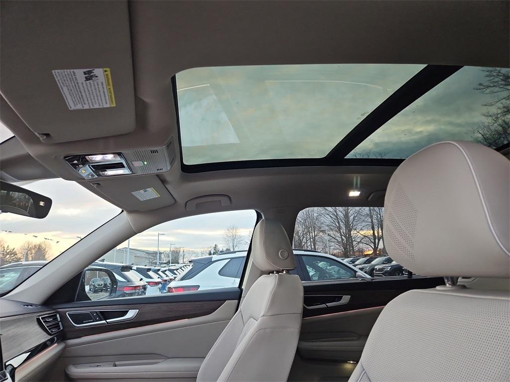 new 2026 Volkswagen Atlas car, priced at $55,864