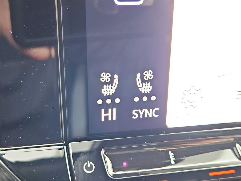 new 2026 Volkswagen Atlas Cross Sport car, priced at $53,324