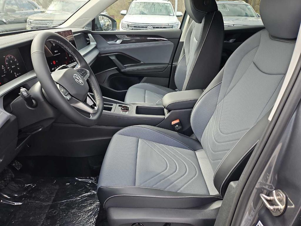 new 2026 Volkswagen Tiguan car, priced at $32,611