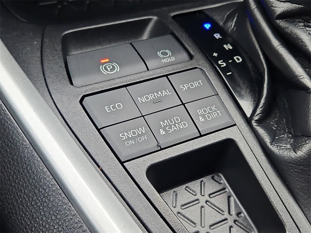 used 2021 Toyota RAV4 car, priced at $24,299