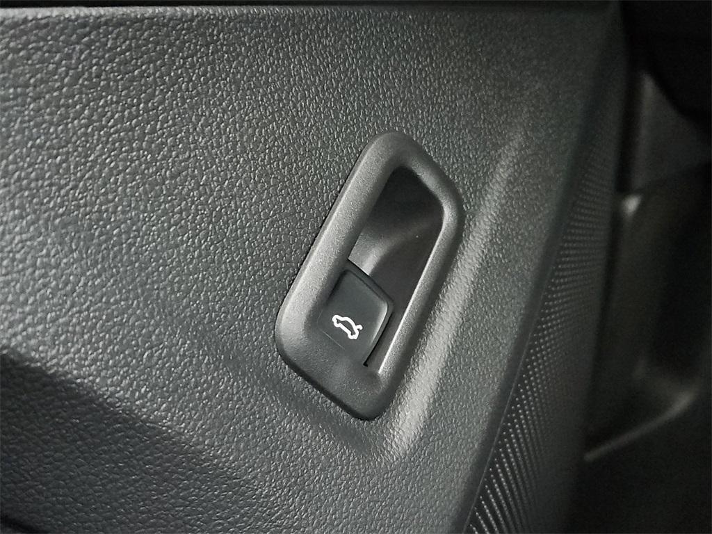 new 2025 Volkswagen Tiguan car, priced at $36,669