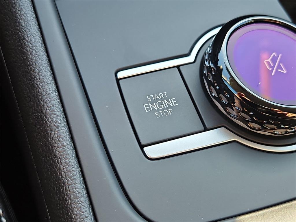 new 2025 Volkswagen Tiguan car, priced at $35,623