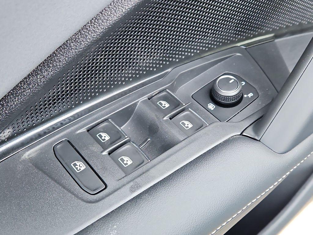 new 2026 Volkswagen Tiguan car, priced at $36,922