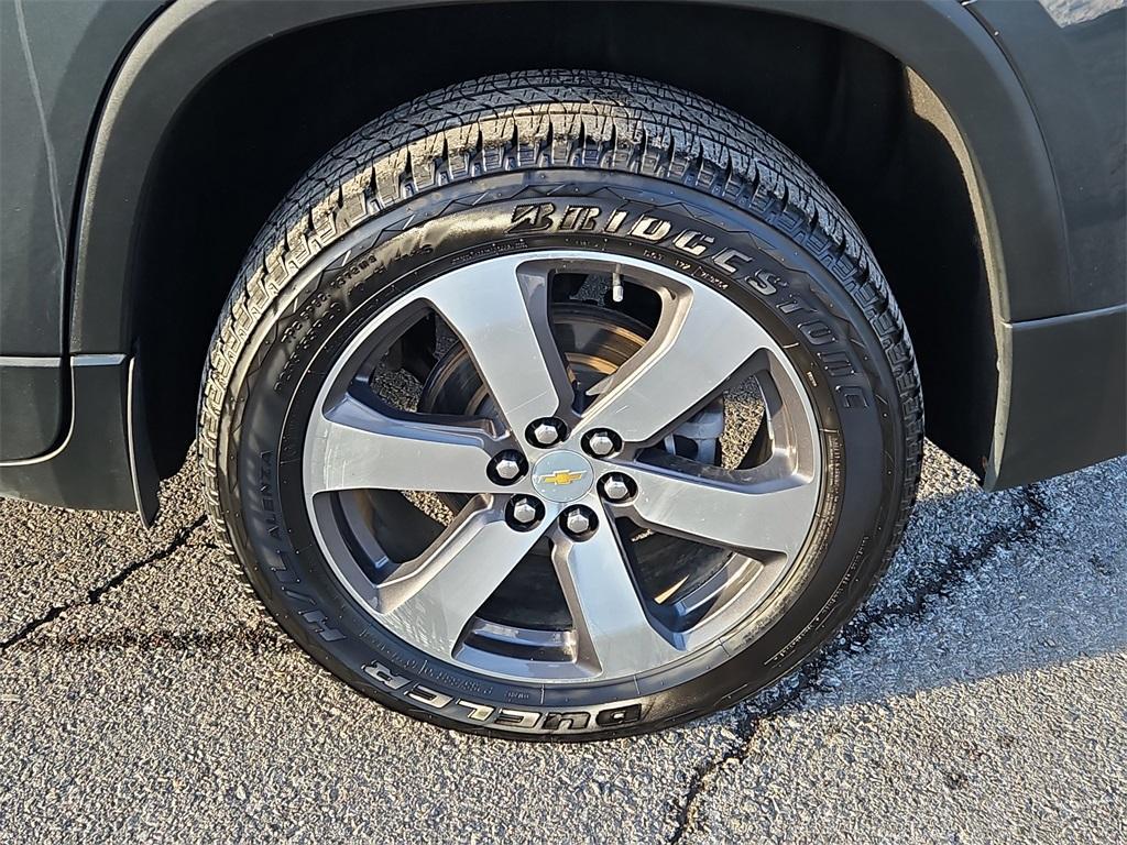 used 2021 Chevrolet Traverse car, priced at $20,999