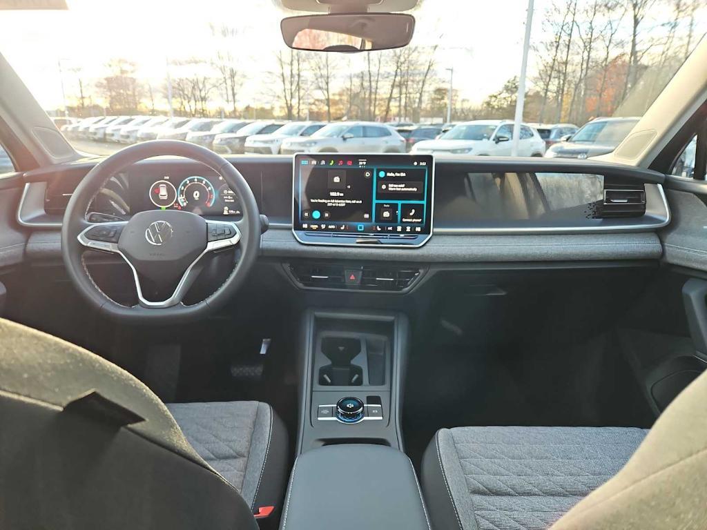 new 2026 Volkswagen Tiguan car, priced at $33,492