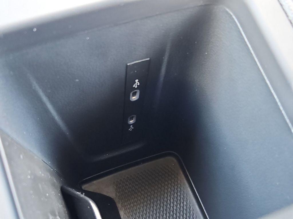 new 2026 Volkswagen Tiguan car, priced at $33,492