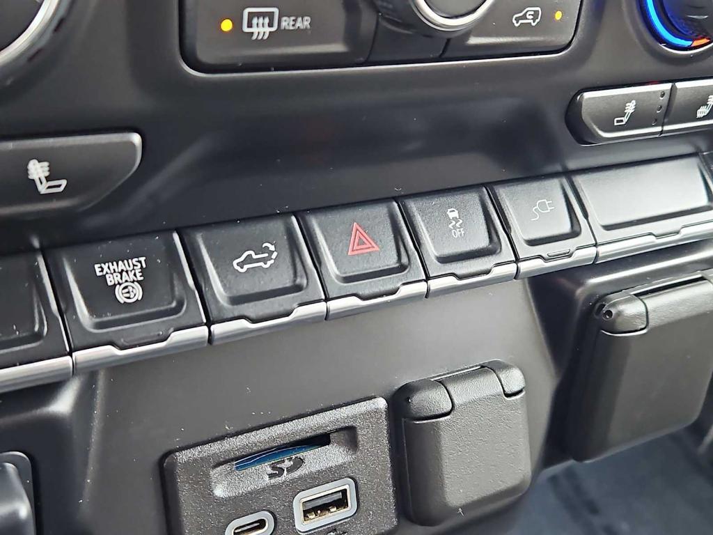 used 2020 Chevrolet Silverado 2500 car, priced at $45,987