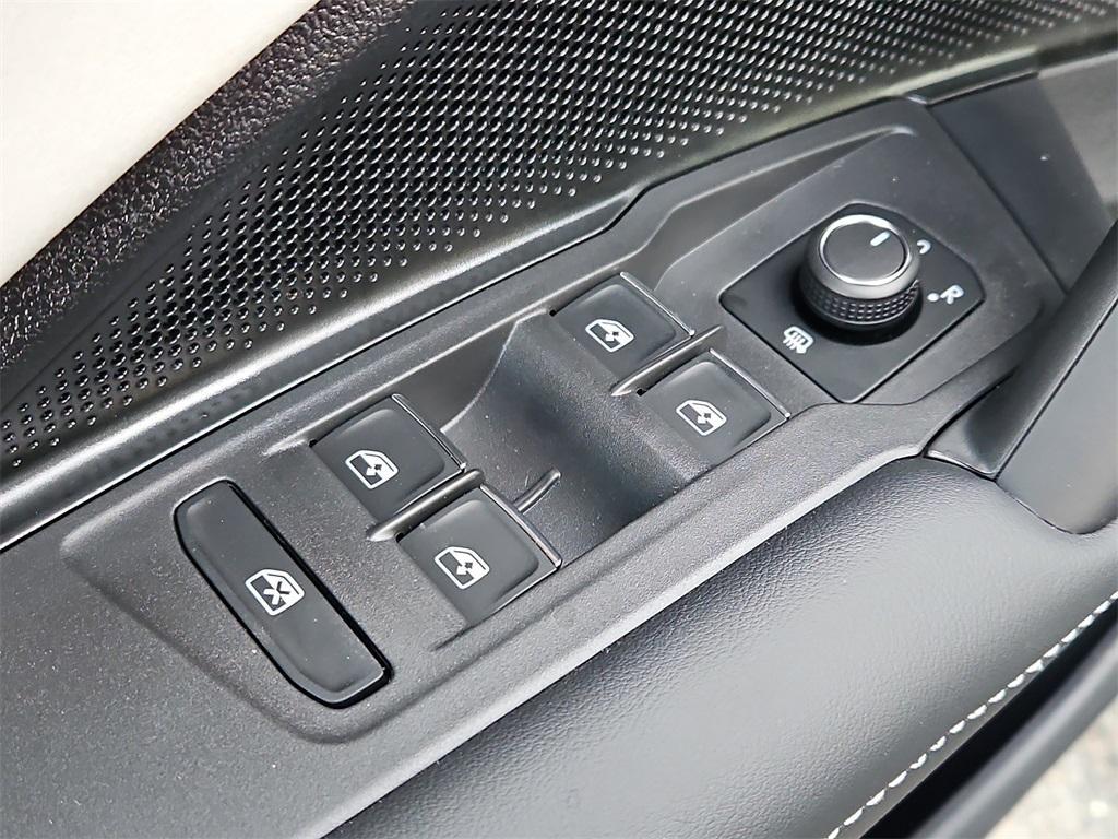 new 2026 Volkswagen Tiguan car, priced at $37,262