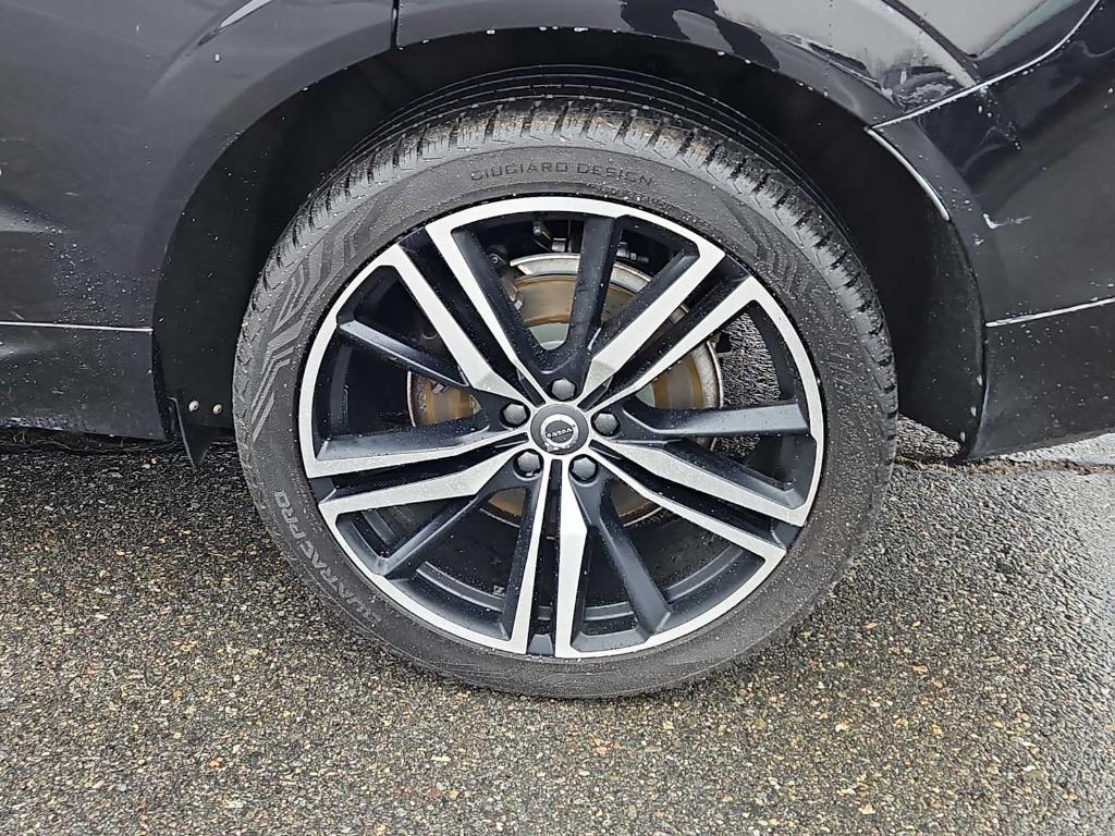 used 2020 Volvo XC60 car, priced at $23,987
