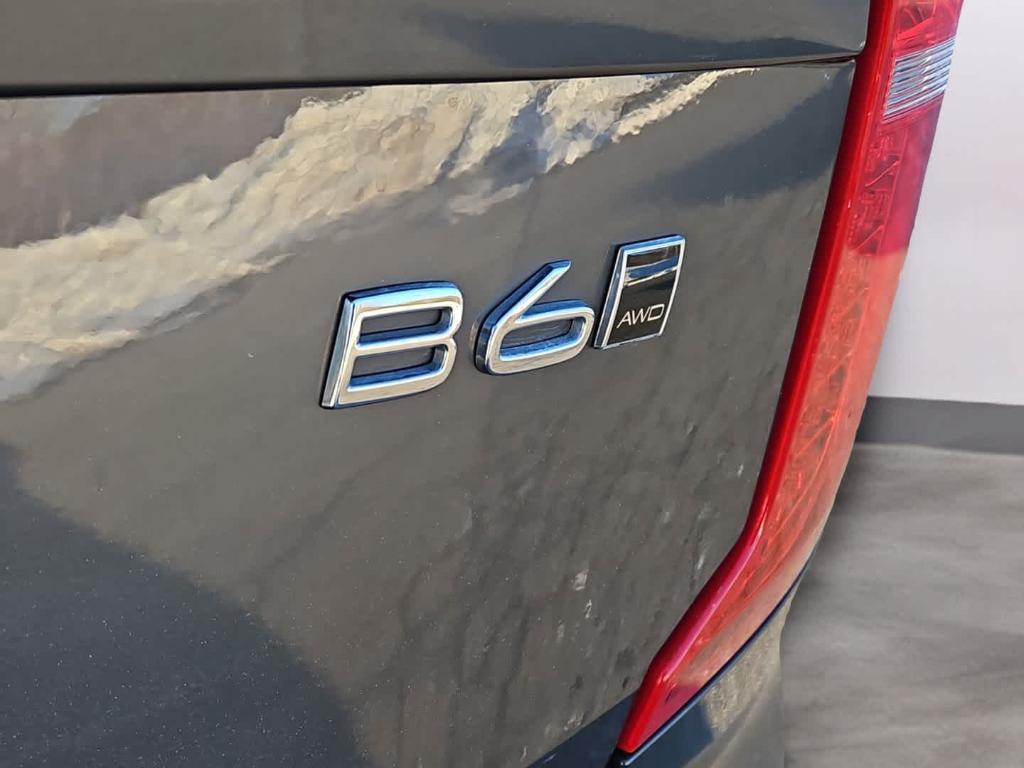 used 2023 Volvo XC90 car, priced at $38,999