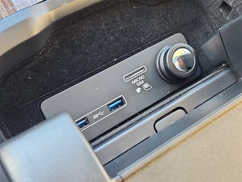 used 2019 Land Rover Range Rover Sport car, priced at $26,999