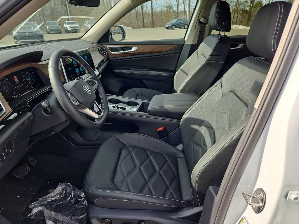 new 2026 Volkswagen Atlas car, priced at $38,482