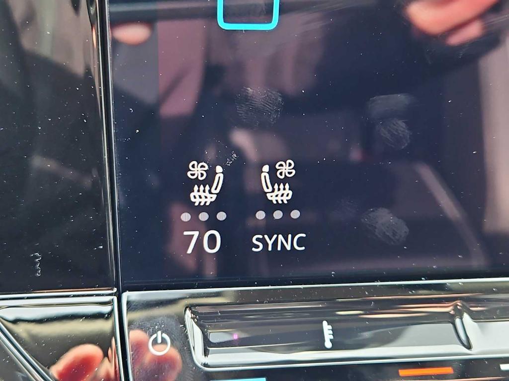new 2026 Volkswagen Atlas car, priced at $38,482