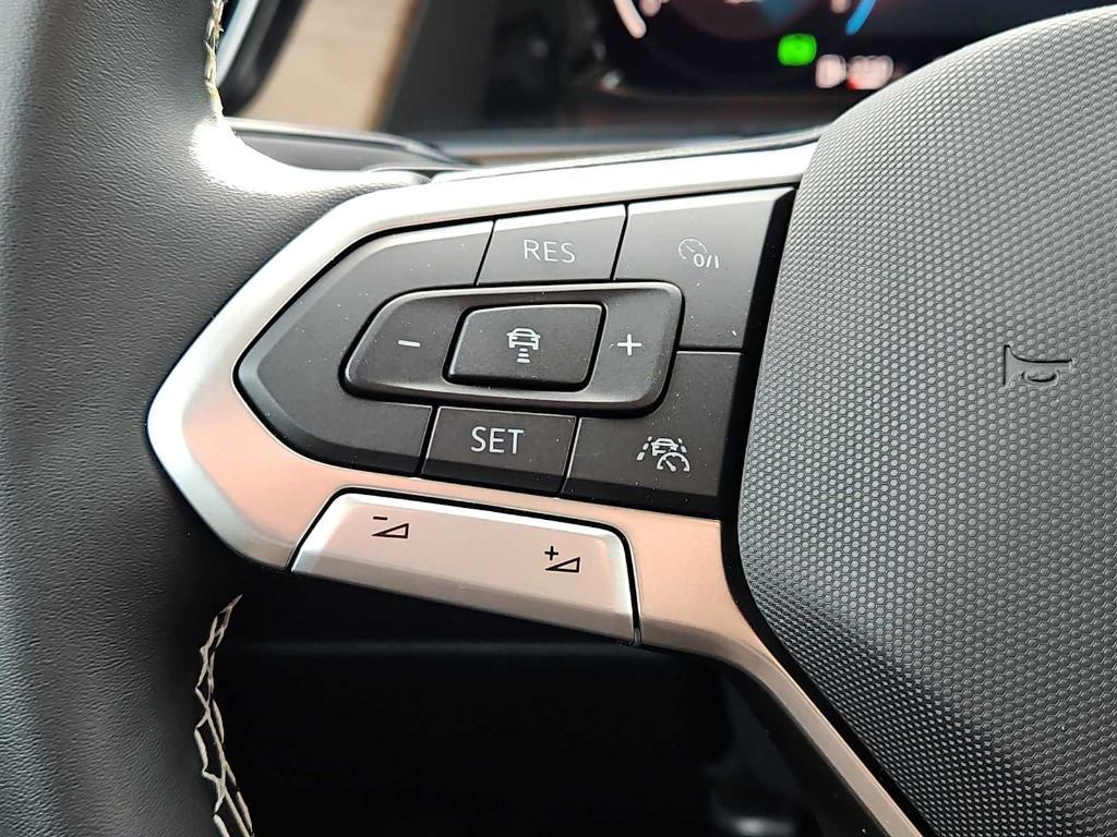 new 2026 Volkswagen Atlas car, priced at $38,482