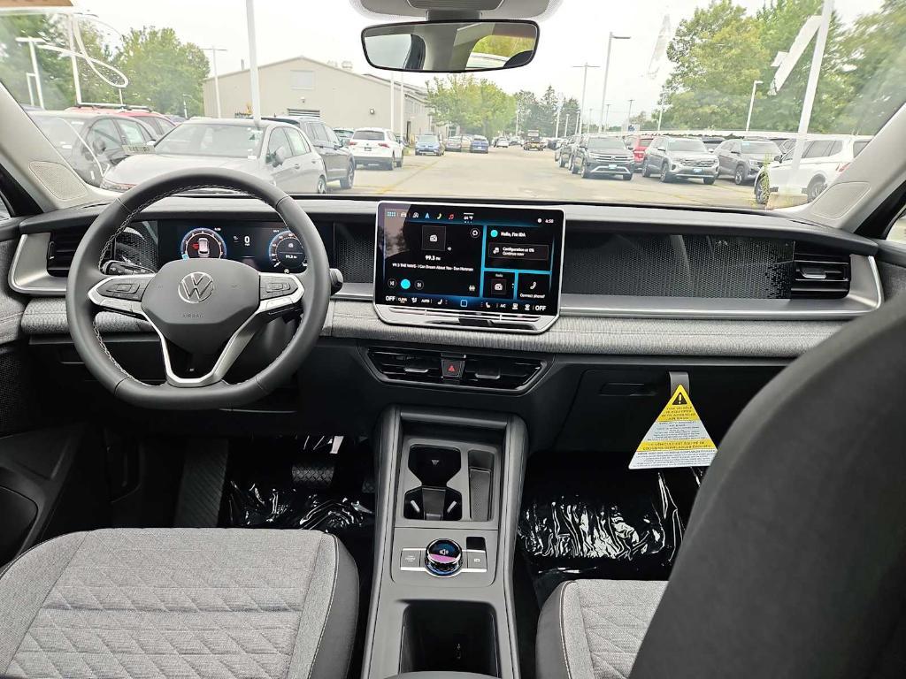 new 2025 Volkswagen Tiguan car, priced at $31,545