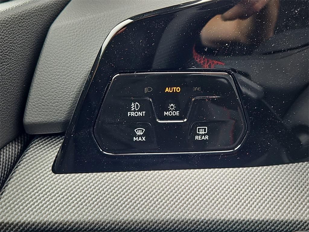 new 2025 Volkswagen Golf GTI car, priced at $38,711